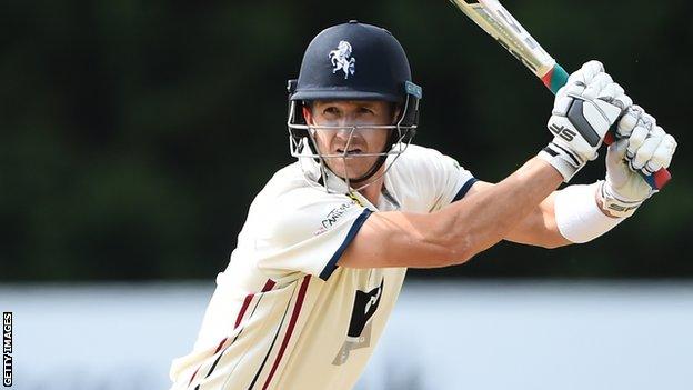 Joe Denly bats for Kent