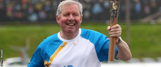 Brendan Foster taking part in the Glasgow 2014 baton relay