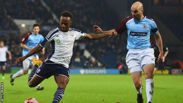 Ben Clark goes to close down Saido Berahino