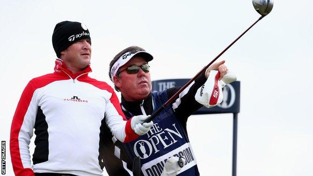 Jamie Donaldson and caddie Michael Donaghy discuss their options from the sixth tee