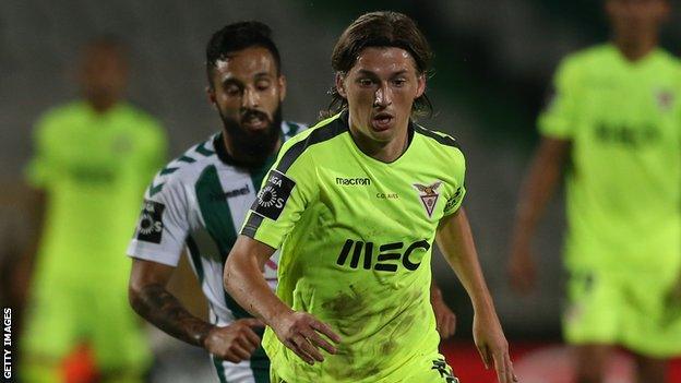 Ryan Gauld in action for Farense