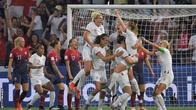 England celebrate scoring against Norway at the Women's World Cup