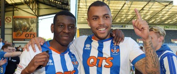 Kilmarnock's Tope Obadeyi (left) celebrates with Josh Magennis