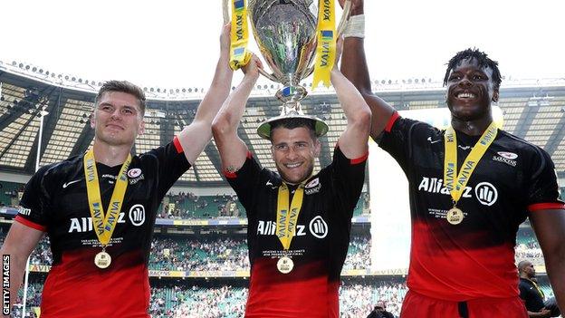 Owen Farrell, Richard Wigglesworth and Maro Itoje celebrate Saracens' victory in the 2016 Premiership final