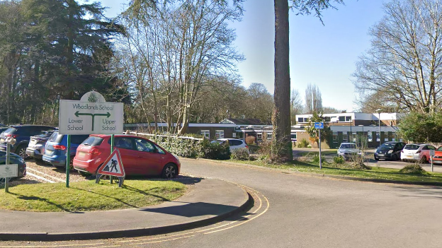 A Google street view of Woodlands School