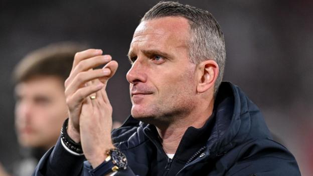 Burnley in talks to appoint Hayen as boss