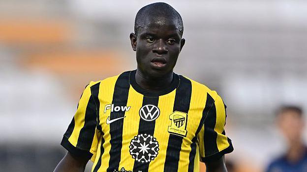 N'Golo Kante của Al-Ittihad thi đấu