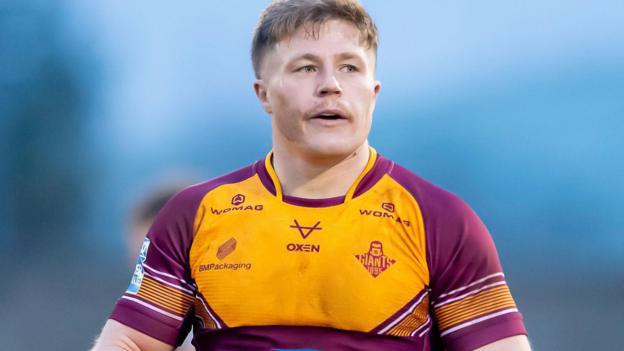 Zac Woolford: Huddersfield Giants hooker facing 10 weeks out - BBC Sport