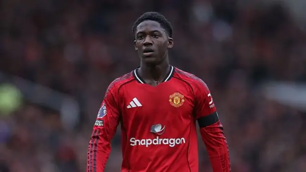 Manchester United midfielder Kobbie Mainoo