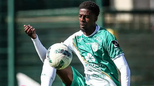El Sheffield Wednesday ficha al defensa Liongola