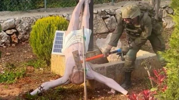 Israeli soldiers punished over vandalism of Jesus statue in Lebanon