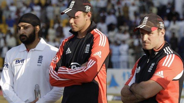 Monty Panesar, Stuart Broad and Andrew Strauss