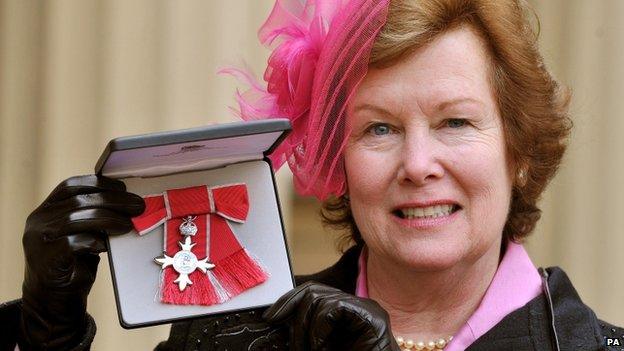 Lee Durrell receiving her MBE