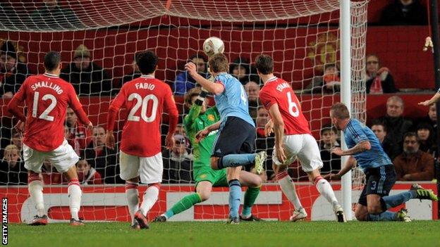 Toby Alderweireld heads Ajax's winner at Old Trafford