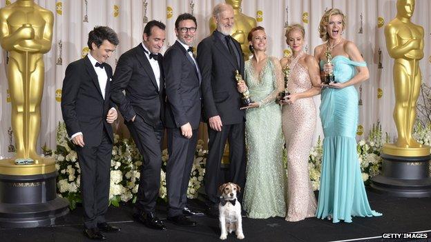 Uggie and The Artist co-stars