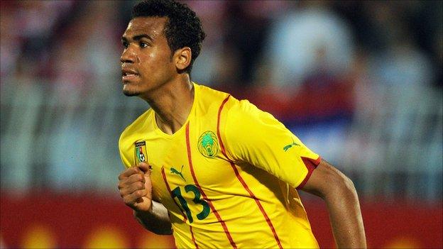 Cameroon's Eric Choupo-Moting struck a late winner in Guinea-Bissau