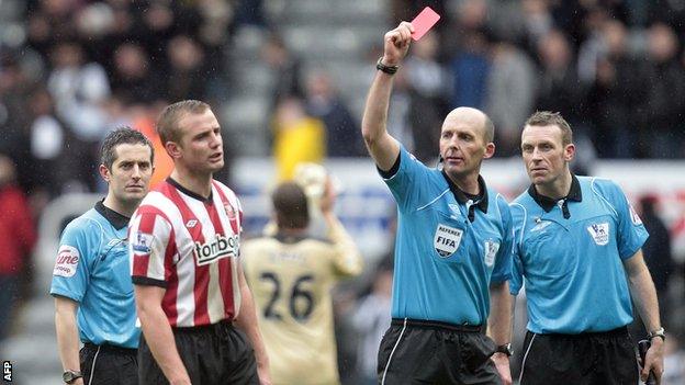 Lee Cattermole picked up the sixth red card of his career on Sunday