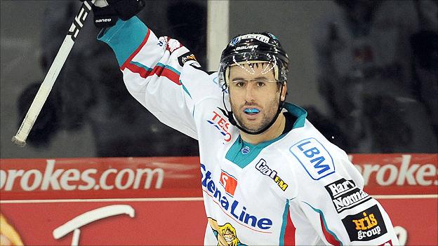 Graeme Walton was one of six scorers for the Belfast Giants away to Edinburgh