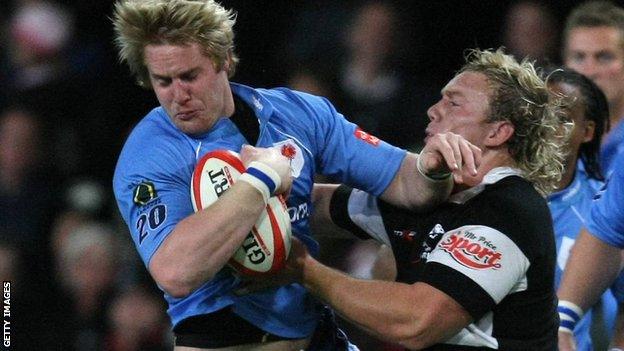 Gerrit-Jan van Velze (left) playing for Blue Bulls