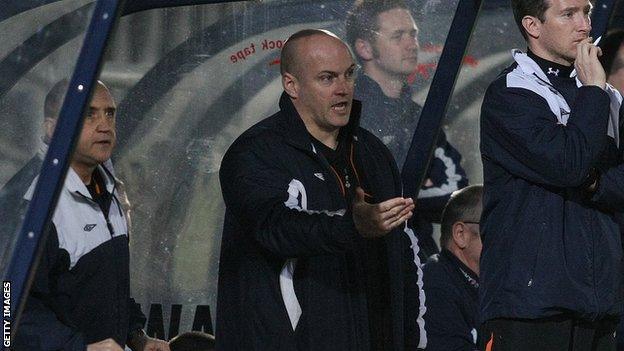 Luton manager Gary Brabin