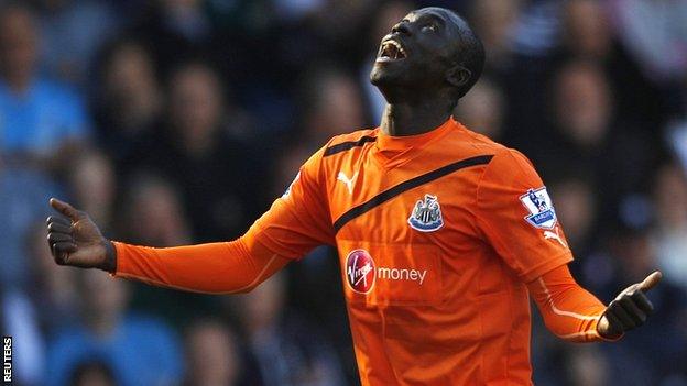 Papiss Cisse celebrates