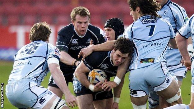 Glasgow Warriors and Cardiff Blues players