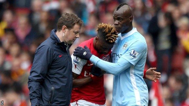 Alexandre Song and Mario Balotelli