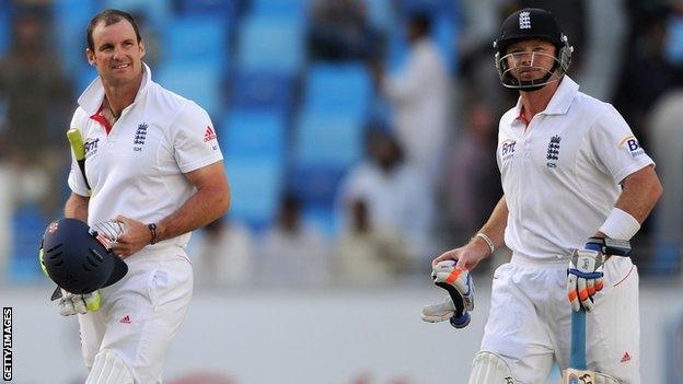 Andrew Strauss and Ian Bell