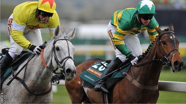 Sunnyhillboy races against Neptune Collonges