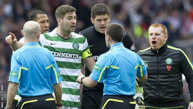 Kelvin Wilson, Charlie Mulgrew, Fraser Forster and Neil Lennon challenge officials at Hampden