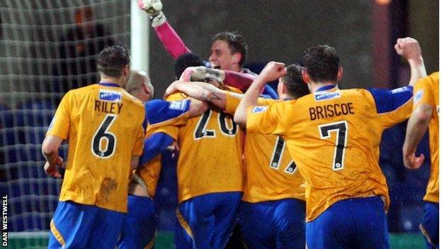 Alan Marriott celebrates his goal