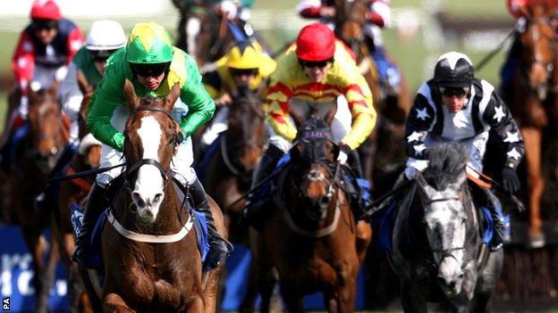 Merigo leads the field at Ayr