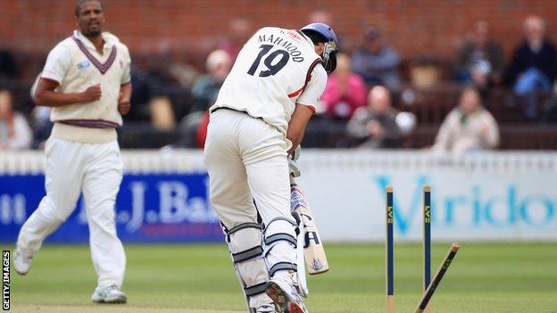 Vernon Philander bowls Lancashire's Saj Mahmood