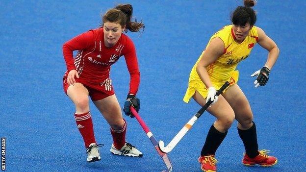 British and Chinese hockey players