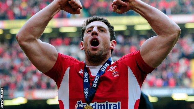 Alex Cuthbert