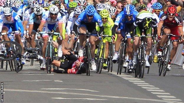 Britain's Mark Cavendish crashes