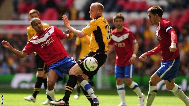 York v Newport in the FA Trophy final