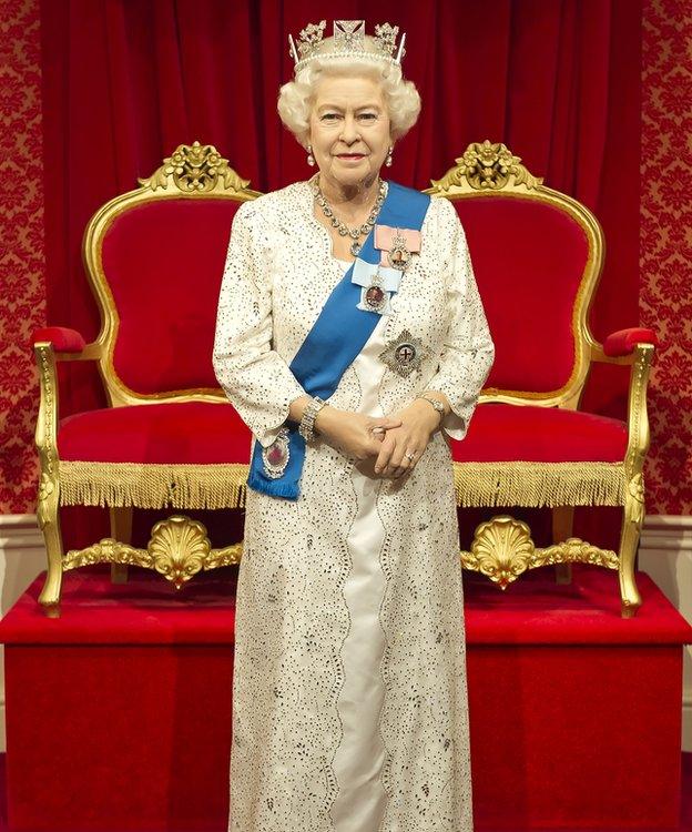 The new waxwork of the Queen