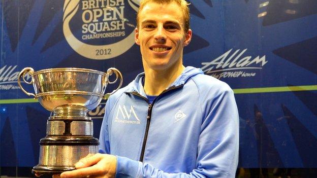 Nick Matthew with trophy