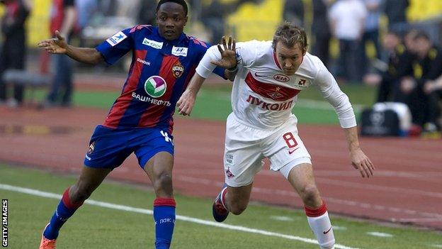 McGeady (right) in action for Spartak against Kuban Krasnodar