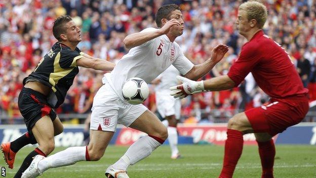 Joe Hart collides with Gary Cahill