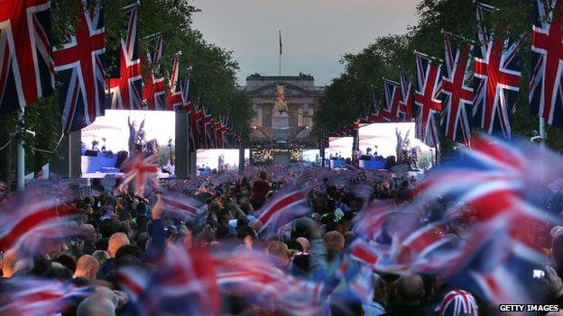 flags being waved on the Mall
