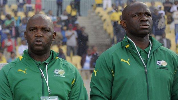 Former South Africa coach Pitso Mosimane (left) and interim boss Steve Komphela