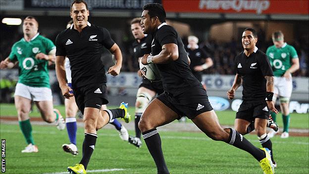 Winger Julian Savea scored three tries on his All Blacks debut