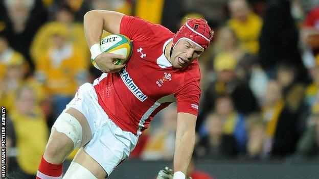 Wales lock Alun Wyn Jones