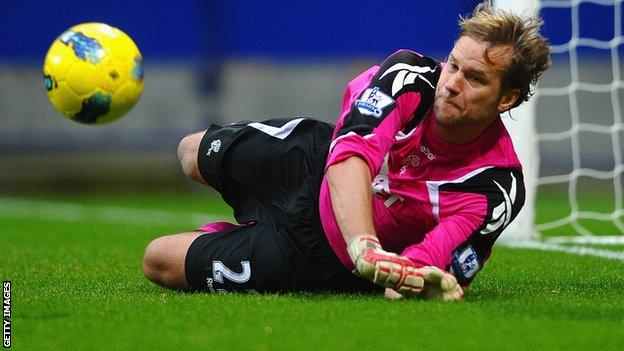 New West Ham keeper Jussi Jaaskelainen