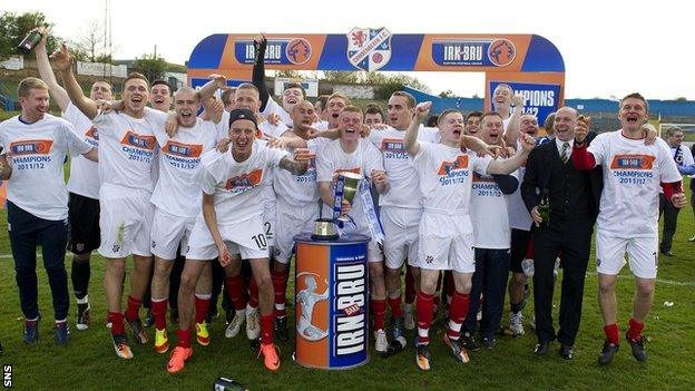 Cowdenbeath will unfurl the Second Division flag when Dunfermline visit