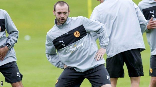 James McFadden training with Motherwell