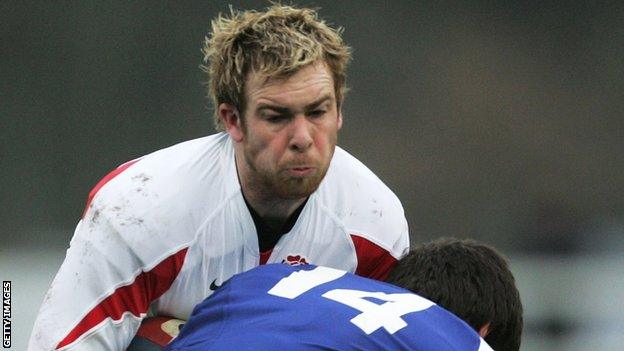 Tom Bedford playing for England Under 19's