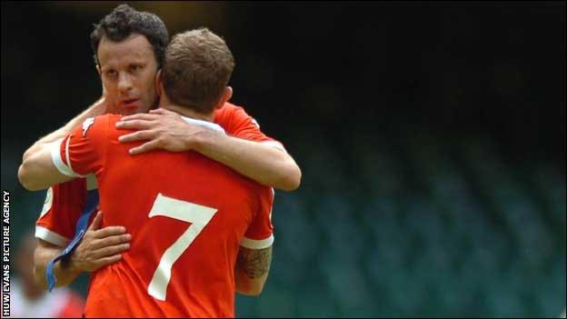 Ryan Giggs and Craig Bellamy